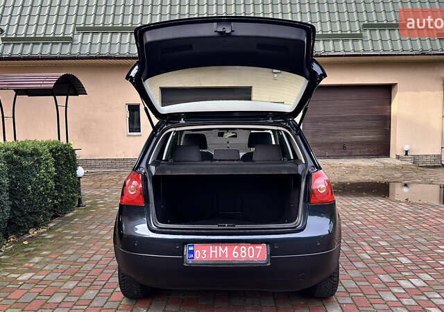 Синий Фольксваген Гольф, объемом двигателя 1.6 л и пробегом 154 тыс. км за 6346 $, фото 13 на Automoto.ua