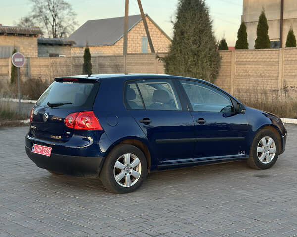 Синий Фольксваген Гольф, объемом двигателя 1.6 л и пробегом 206 тыс. км за 5950 $, фото 45 на Automoto.ua