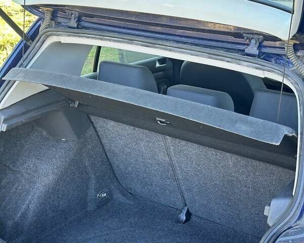 Синий Фольксваген Гольф, объемом двигателя 1.6 л и пробегом 206 тыс. км за 6200 $, фото 34 на Automoto.ua