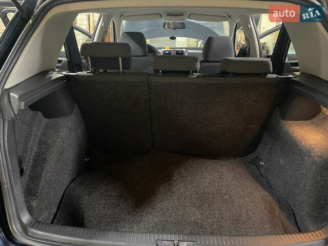 Синій Фольксваген Гольф, об'ємом двигуна 1.39 л та пробігом 309 тис. км за 4400 $, фото 16 на Automoto.ua