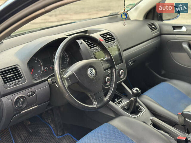 Синій Фольксваген Гольф, об'ємом двигуна 1.97 л та пробігом 360 тис. км за 3750 $, фото 9 на Automoto.ua