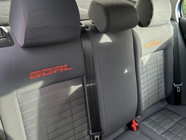 Синий Фольксваген Гольф, объемом двигателя 1.6 л и пробегом 190 тыс. км за 5899 $, фото 10 на Automoto.ua