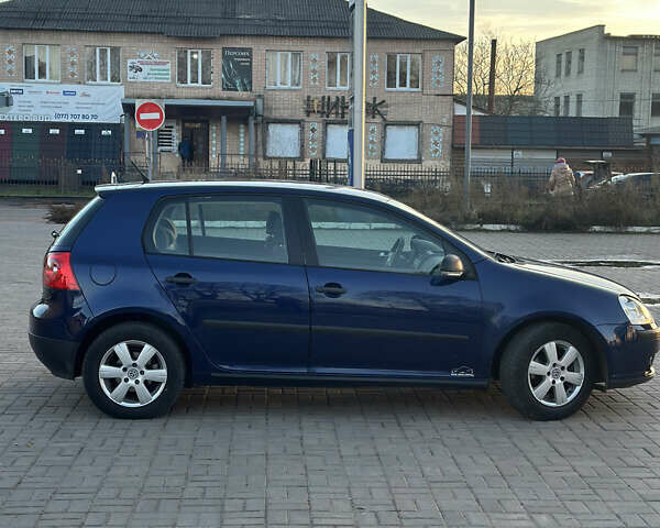 Синий Фольксваген Гольф, объемом двигателя 1.6 л и пробегом 206 тыс. км за 5950 $, фото 40 на Automoto.ua