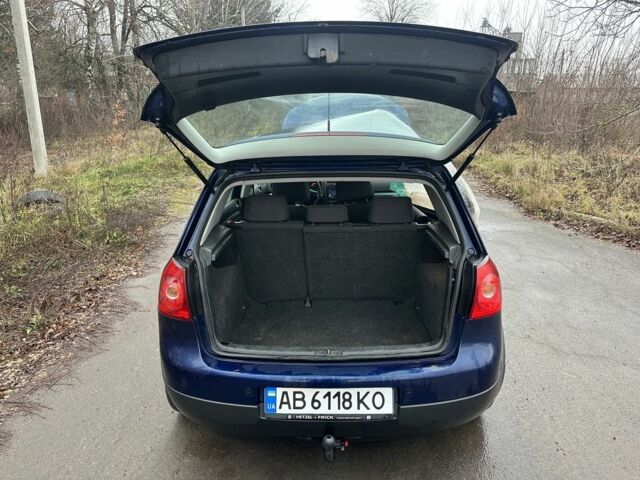 Синий Фольксваген Гольф, объемом двигателя 1.4 л и пробегом 150 тыс. км за 1799 $, фото 14 на Automoto.ua