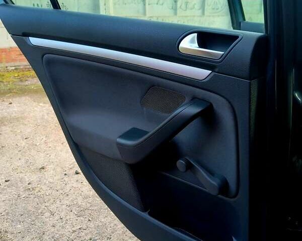 Синий Фольксваген Гольф, объемом двигателя 1.6 л и пробегом 178 тыс. км за 6700 $, фото 19 на Automoto.ua