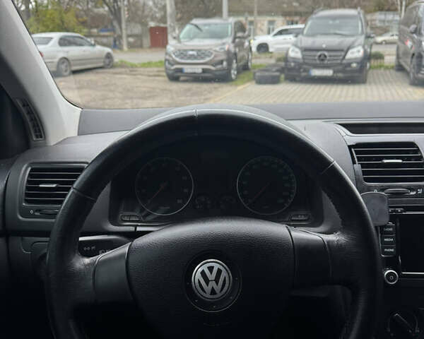 Синий Фольксваген Гольф, объемом двигателя 1.39 л и пробегом 261 тыс. км за 4750 $, фото 9 на Automoto.ua