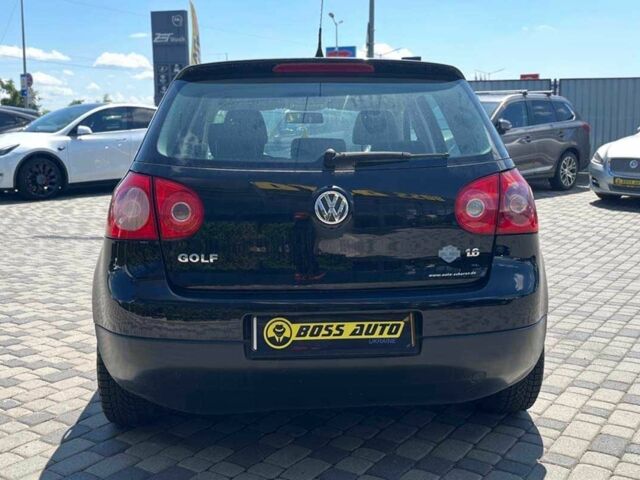 Синий Фольксваген Гольф, объемом двигателя 1.6 л и пробегом 188 тыс. км за 5500 $, фото 5 на Automoto.ua