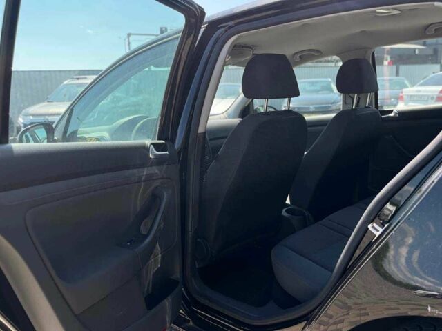 Синий Фольксваген Гольф, объемом двигателя 1.6 л и пробегом 188 тыс. км за 5500 $, фото 22 на Automoto.ua