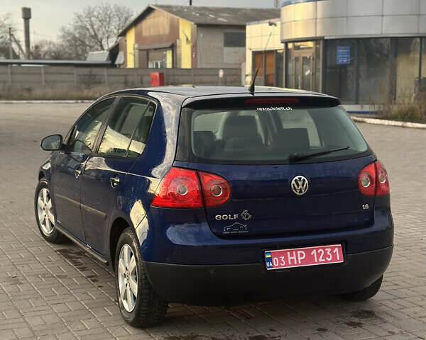 Синий Фольксваген Гольф, объемом двигателя 1.6 л и пробегом 206 тыс. км за 5950 $, фото 62 на Automoto.ua