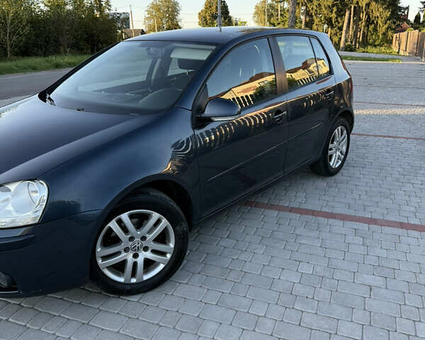 Синий Фольксваген Гольф, объемом двигателя 1.4 л и пробегом 180 тыс. км за 5500 $, фото 3 на Automoto.ua
