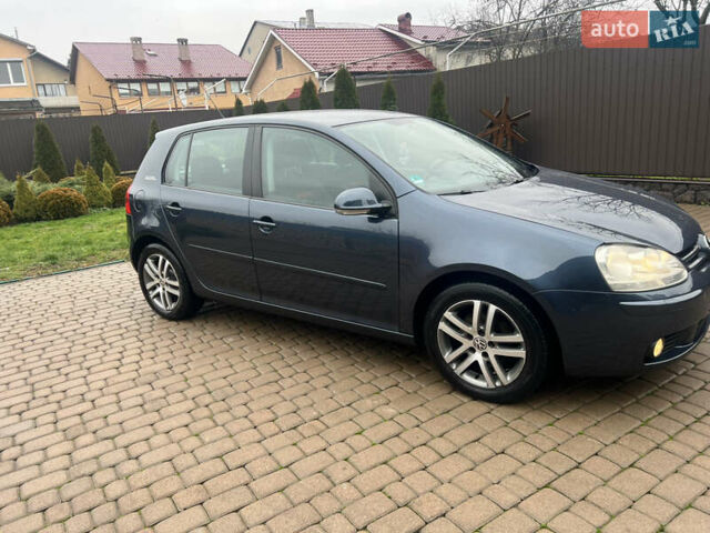 Синий Фольксваген Гольф, объемом двигателя 1.4 л и пробегом 174 тыс. км за 5950 $, фото 48 на Automoto.ua