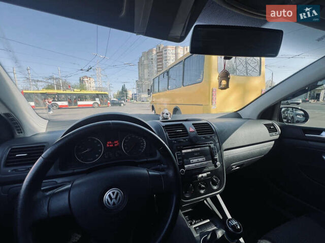 Синий Фольксваген Гольф, объемом двигателя 1.39 л и пробегом 261 тыс. км за 4100 $, фото 3 на Automoto.ua