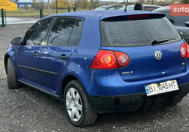 Фольксваген Гольф 2006 в Полтаве на Automoto.ua Синий Фольксваген Гольф, объемом двигателя 1.6 л и пробегом 175 тыс. км за 6400 $, фото 2 на Automoto.ua