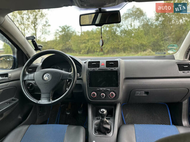 Синій Фольксваген Гольф, об'ємом двигуна 1.97 л та пробігом 360 тис. км за 3750 $, фото 10 на Automoto.ua