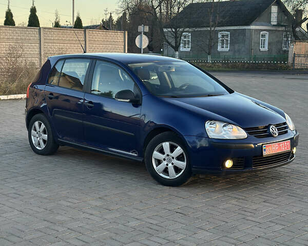 Синий Фольксваген Гольф, объемом двигателя 1.6 л и пробегом 206 тыс. км за 5950 $, фото 35 на Automoto.ua