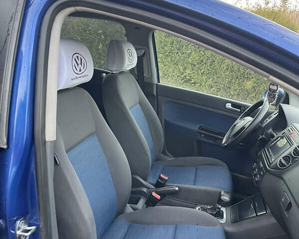 Синий Фольксваген Гольф, объемом двигателя 1.6 л и пробегом 300 тыс. км за 6200 $, фото 8 на Automoto.ua