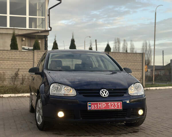 Синий Фольксваген Гольф, объемом двигателя 1.6 л и пробегом 206 тыс. км за 5950 $, фото 57 на Automoto.ua