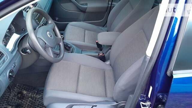 Синій Фольксваген Гольф, об'ємом двигуна 1.4 л та пробігом 184 тис. км за 5400 $, фото 13 на Automoto.ua