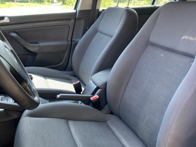 Синій Фольксваген Гольф, об'ємом двигуна 1.4 л та пробігом 204 тис. км за 5499 $, фото 5 на Automoto.ua