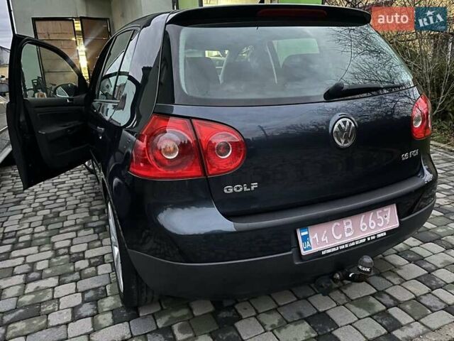 Синій Фольксваген Гольф, об'ємом двигуна 1.6 л та пробігом 176 тис. км за 5800 $, фото 8 на Automoto.ua