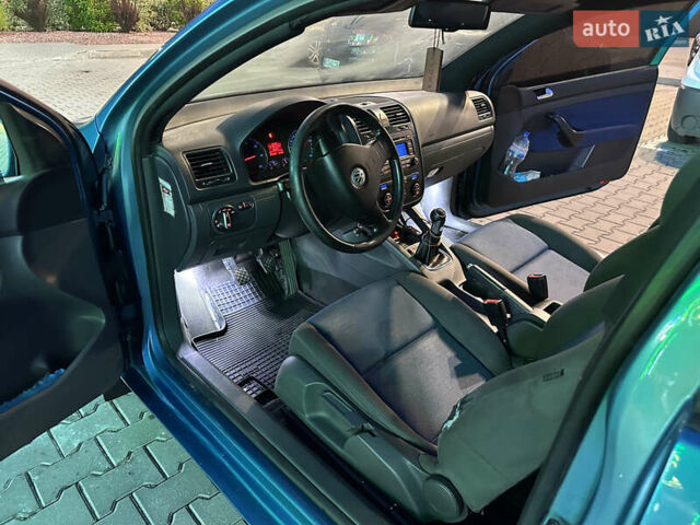 Фольксваген Гольф 2006 в Хмельницком на Automoto.ua Синий Фольксваген Гольф, объемом двигателя 1.99 л и пробегом 250 тыс. км за 5500 $, фото 14 на Automoto.ua