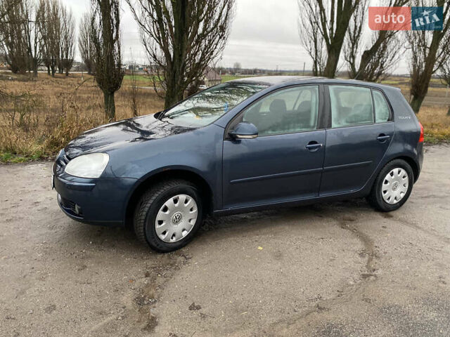 Синій Фольксваген Гольф, об'ємом двигуна 1.39 л та пробігом 309 тис. км за 4400 $, фото 3 на Automoto.ua