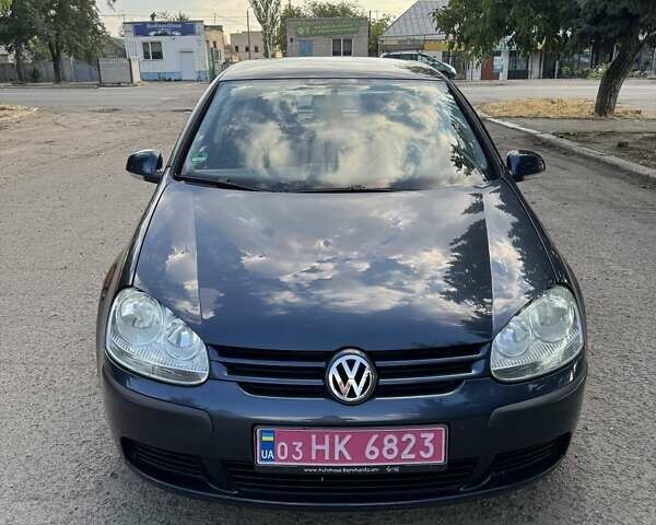 Синий Фольксваген Гольф, объемом двигателя 1.6 л и пробегом 204 тыс. км за 5800 $, фото 2 на Automoto.ua
