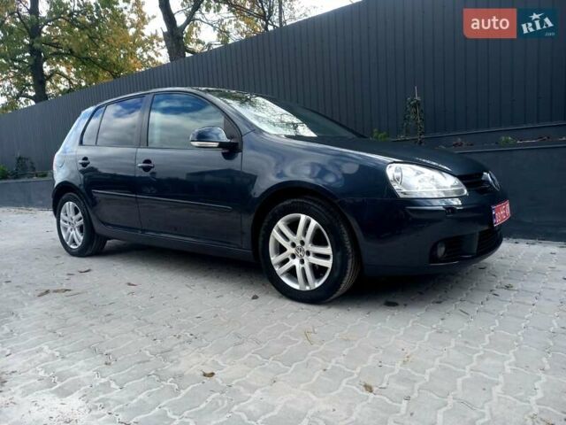 Синий Фольксваген Гольф, объемом двигателя 1.6 л и пробегом 206 тыс. км за 6300 $, фото 62 на Automoto.ua
