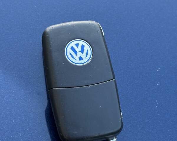 Синій Фольксваген Гольф, об'ємом двигуна 1.6 л та пробігом 321 тис. км за 6000 $, фото 7 на Automoto.ua