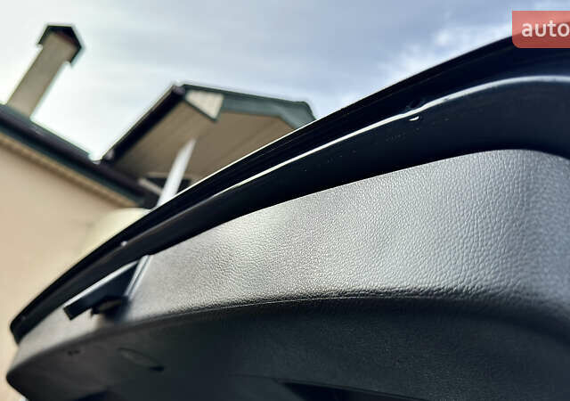 Синий Фольксваген Гольф, объемом двигателя 1.6 л и пробегом 154 тыс. км за 6346 $, фото 19 на Automoto.ua