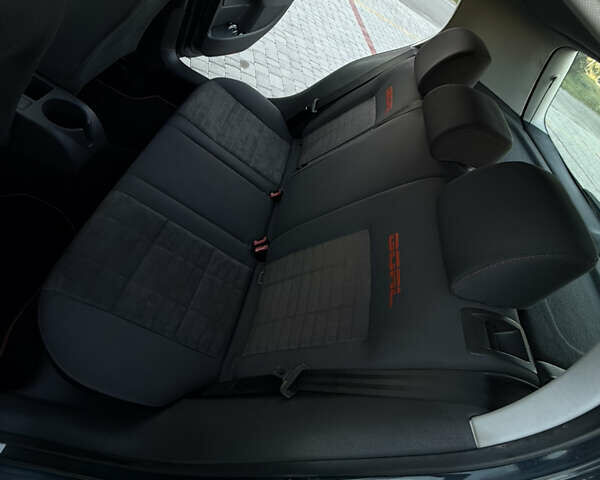 Синій Фольксваген Гольф, об'ємом двигуна 1.4 л та пробігом 183 тис. км за 4900 $, фото 23 на Automoto.ua