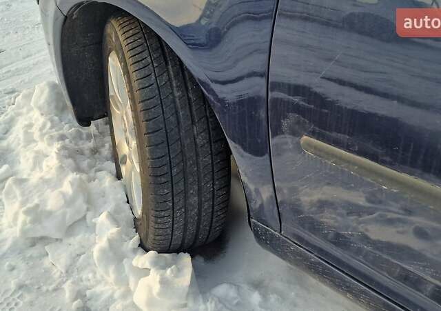 Синий Фольксваген Гольф, объемом двигателя 1.9 л и пробегом 220 тыс. км за 6500 $, фото 8 на Automoto.ua