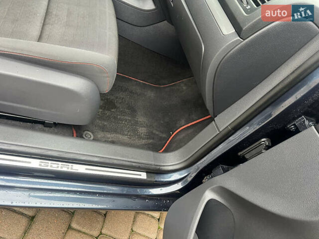 Синий Фольксваген Гольф, объемом двигателя 1.4 л и пробегом 174 тыс. км за 5950 $, фото 23 на Automoto.ua