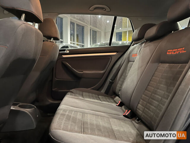 Синий Фольксваген Гольф, объемом двигателя 1.6 л и пробегом 230 тыс. км за 6000 $, фото 9 на Automoto.ua