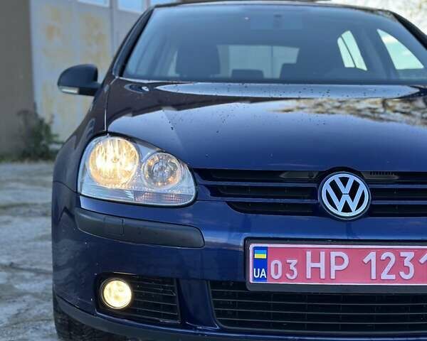 Синий Фольксваген Гольф, объемом двигателя 1.6 л и пробегом 206 тыс. км за 6200 $, фото 16 на Automoto.ua