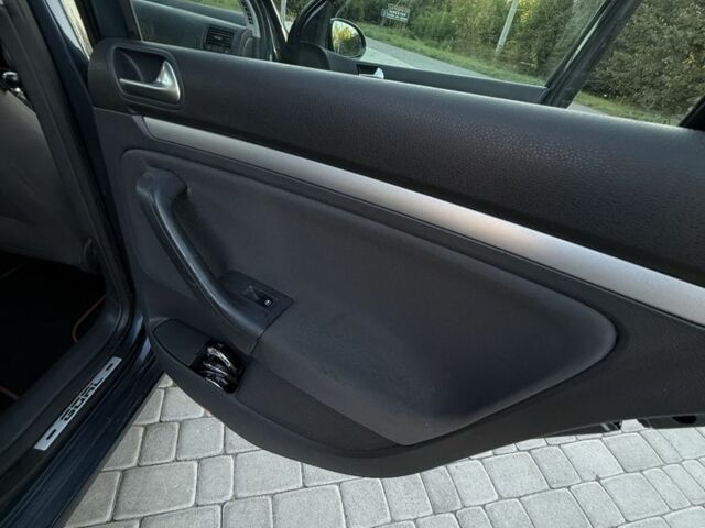 Синий Фольксваген Гольф, объемом двигателя 1.4 л и пробегом 183 тыс. км за 5300 $, фото 20 на Automoto.ua