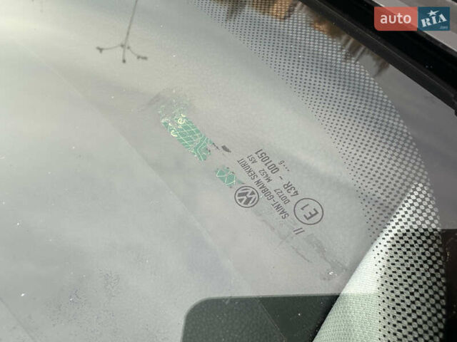 Синий Фольксваген Гольф, объемом двигателя 1.39 л и пробегом 315 тыс. км за 6000 $, фото 2 на Automoto.ua