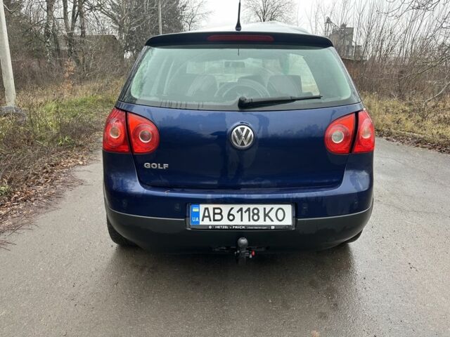Синий Фольксваген Гольф, объемом двигателя 1.4 л и пробегом 150 тыс. км за 1799 $, фото 4 на Automoto.ua