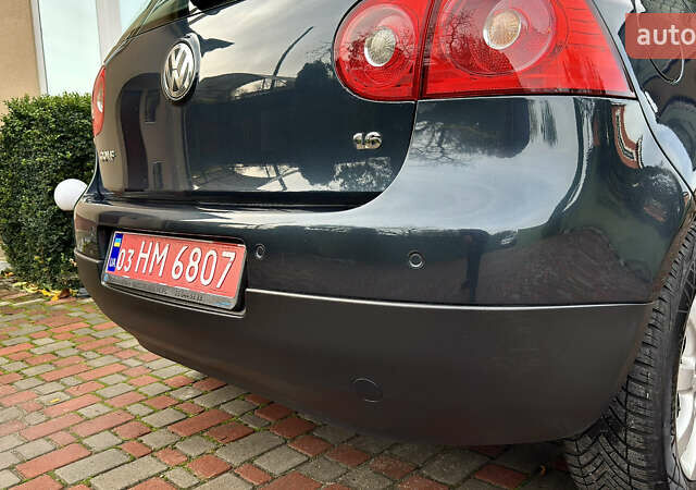 Синий Фольксваген Гольф, объемом двигателя 1.6 л и пробегом 154 тыс. км за 6346 $, фото 22 на Automoto.ua