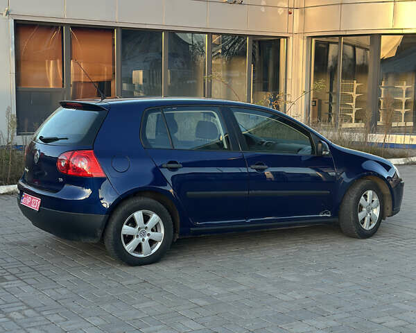 Синий Фольксваген Гольф, объемом двигателя 1.6 л и пробегом 206 тыс. км за 5950 $, фото 28 на Automoto.ua