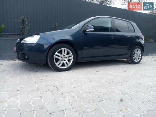 Синий Фольксваген Гольф, объемом двигателя 1.6 л и пробегом 206 тыс. км за 6300 $, фото 12 на Automoto.ua