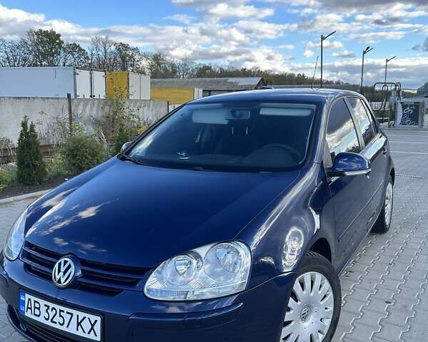 Синий Фольксваген Гольф, объемом двигателя 1.6 л и пробегом 182 тыс. км за 6200 $, фото 1 на Automoto.ua