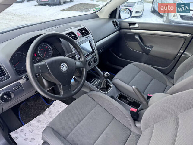 Синій Фольксваген Гольф, об'ємом двигуна 1.4 л та пробігом 240 тис. км за 5790 $, фото 39 на Automoto.ua