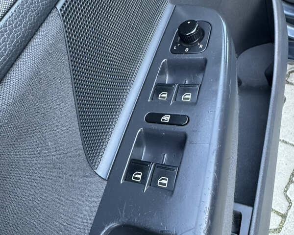 Синій Фольксваген Гольф, об'ємом двигуна 1.4 л та пробігом 185 тис. км за 4799 $, фото 65 на Automoto.ua