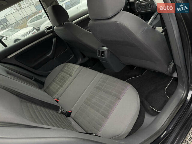 Синій Фольксваген Гольф, об'ємом двигуна 1.4 л та пробігом 216 тис. км за 6300 $, фото 91 на Automoto.ua