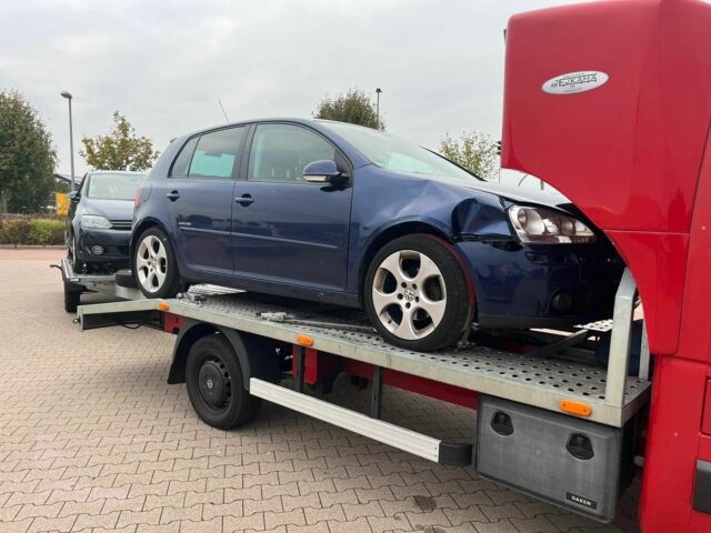 Синій Фольксваген Гольф, об'ємом двигуна 1.6 л та пробігом 200 тис. км за 4999 $, фото 7 на Automoto.ua