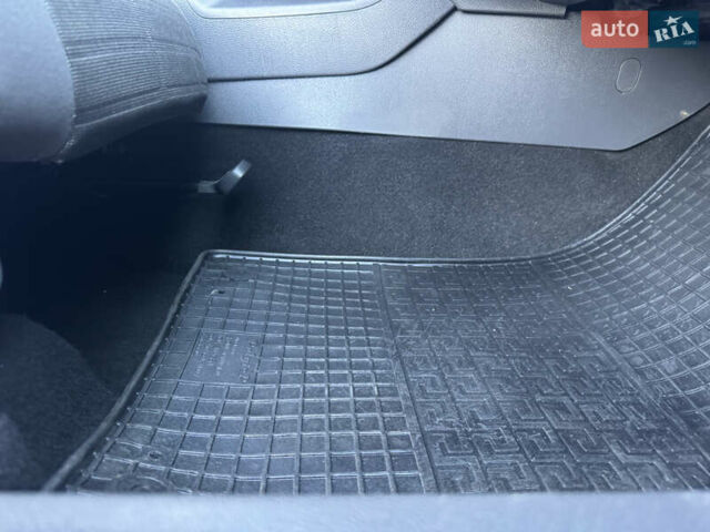 Синій Фольксваген Гольф, об'ємом двигуна 1.4 л та пробігом 185 тис. км за 4799 $, фото 56 на Automoto.ua