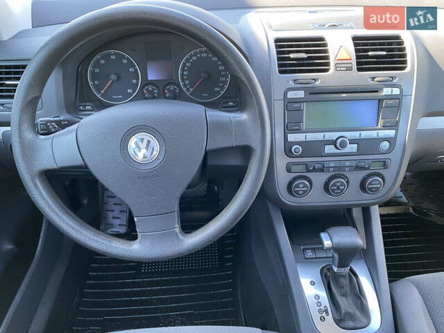 Синий Фольксваген Гольф, объемом двигателя 1.4 л и пробегом 154 тыс. км за 7750 $, фото 21 на Automoto.ua