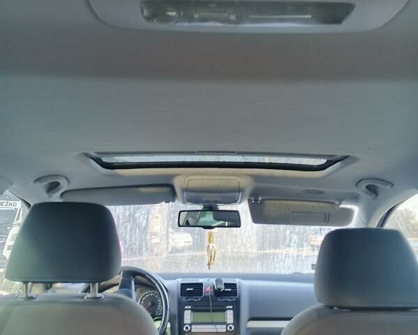 Синий Фольксваген Гольф, объемом двигателя 1.6 л и пробегом 239 тыс. км за 5850 $, фото 6 на Automoto.ua