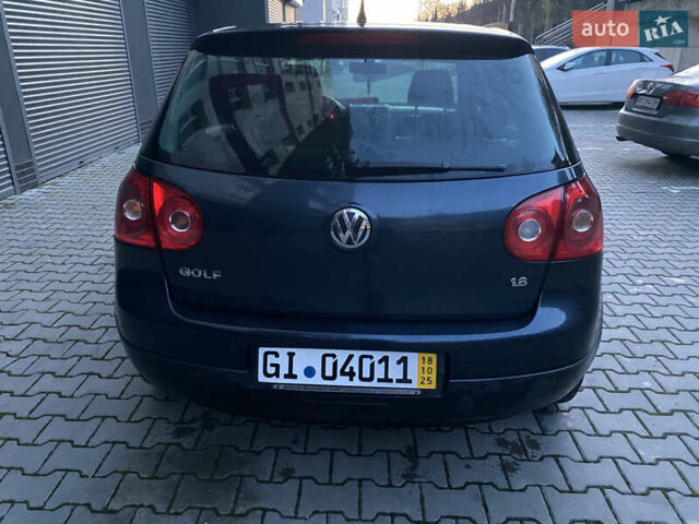 Синій Фольксваген Гольф, об'ємом двигуна 1.6 л та пробігом 239 тис. км за 6300 $, фото 6 на Automoto.ua